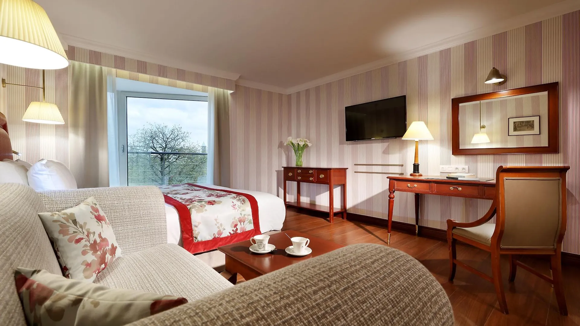 Отель Eurostars Montgomery Etterbeek
