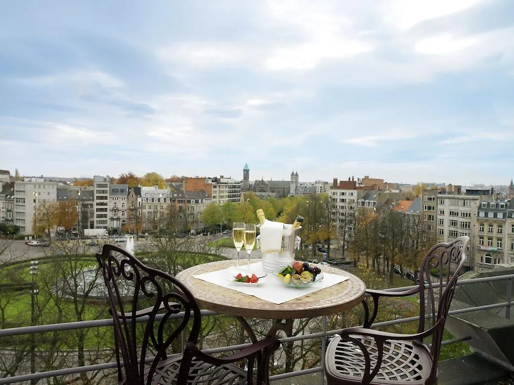 Отель Eurostars Montgomery Etterbeek
