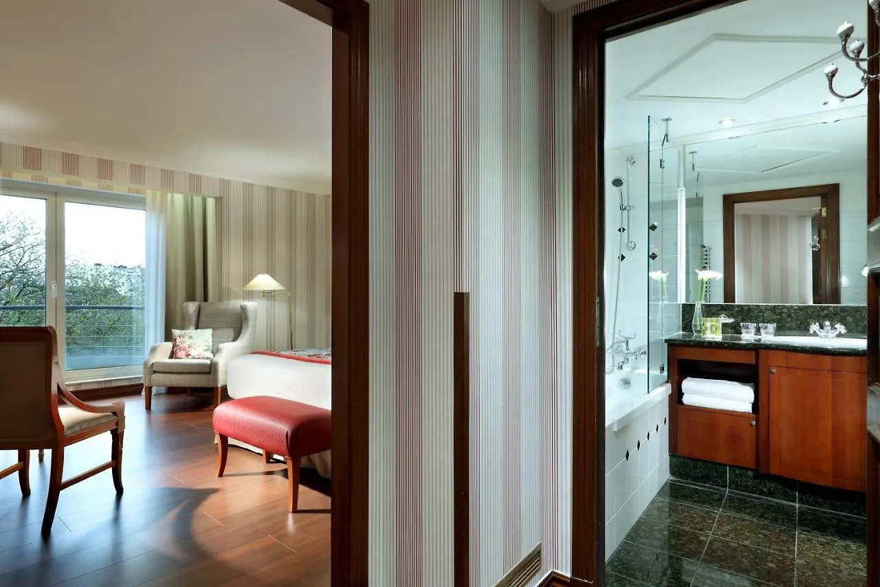 Eurostars Montgomery Etterbeek Отель